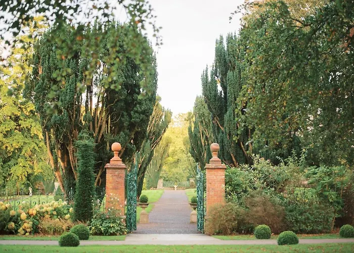 Guest house Tankardstown House